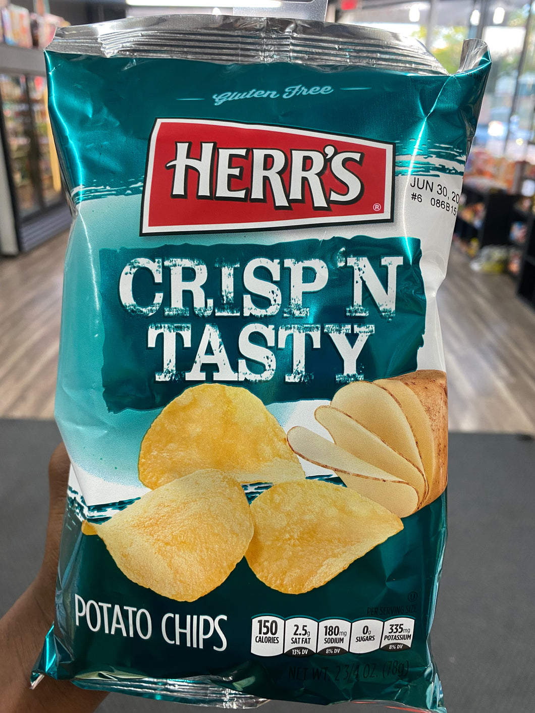 Herr’s Crisp’n Tasty Potato Chips(USA)
