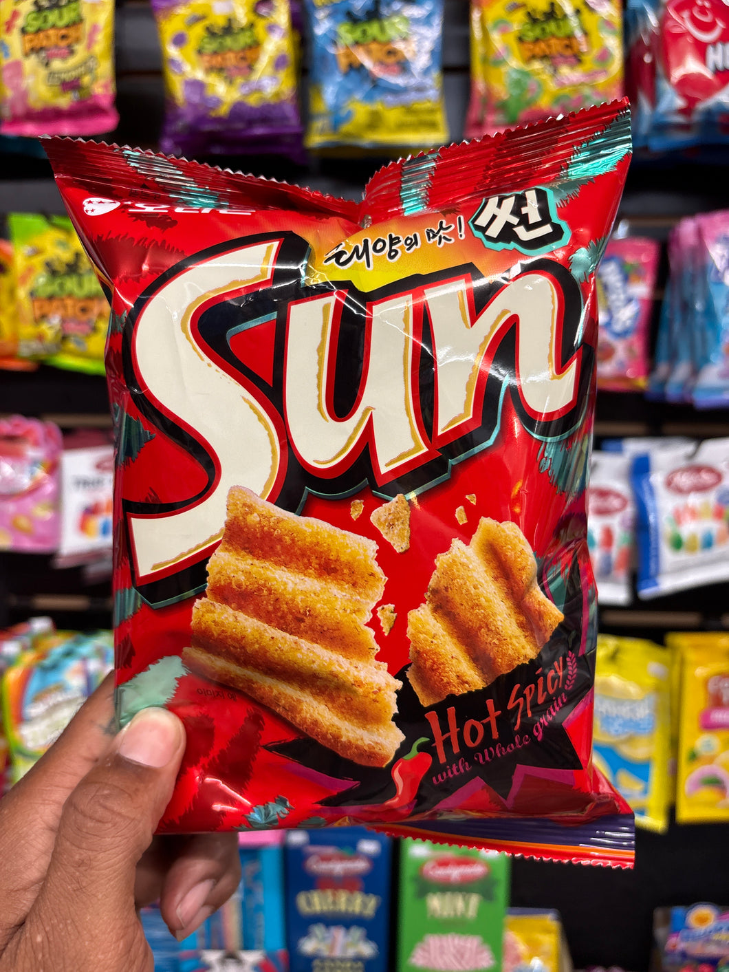 Orion Classic Hot & Spicy Wavy Chips(China)