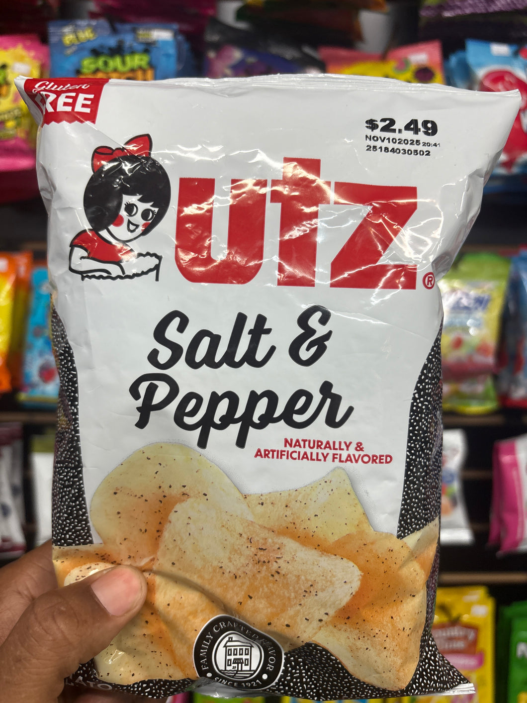 UTZ Salt & Pepper Chips (USA)