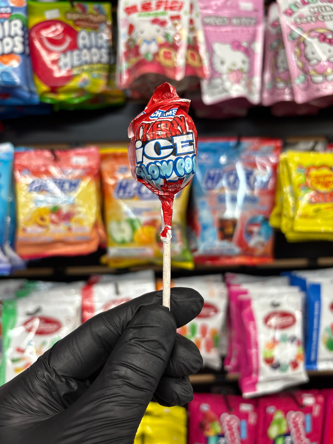 Charms Cherry Ice Blow Pop (USA)