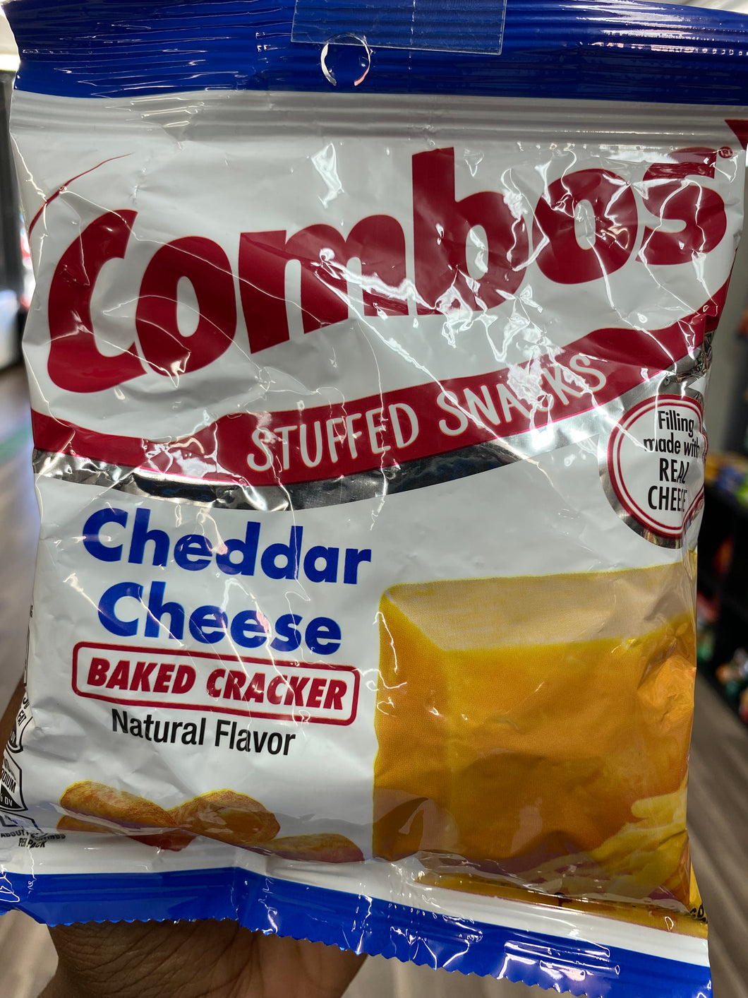 Combos Cheddar Cheese Baked Cracker (USA)