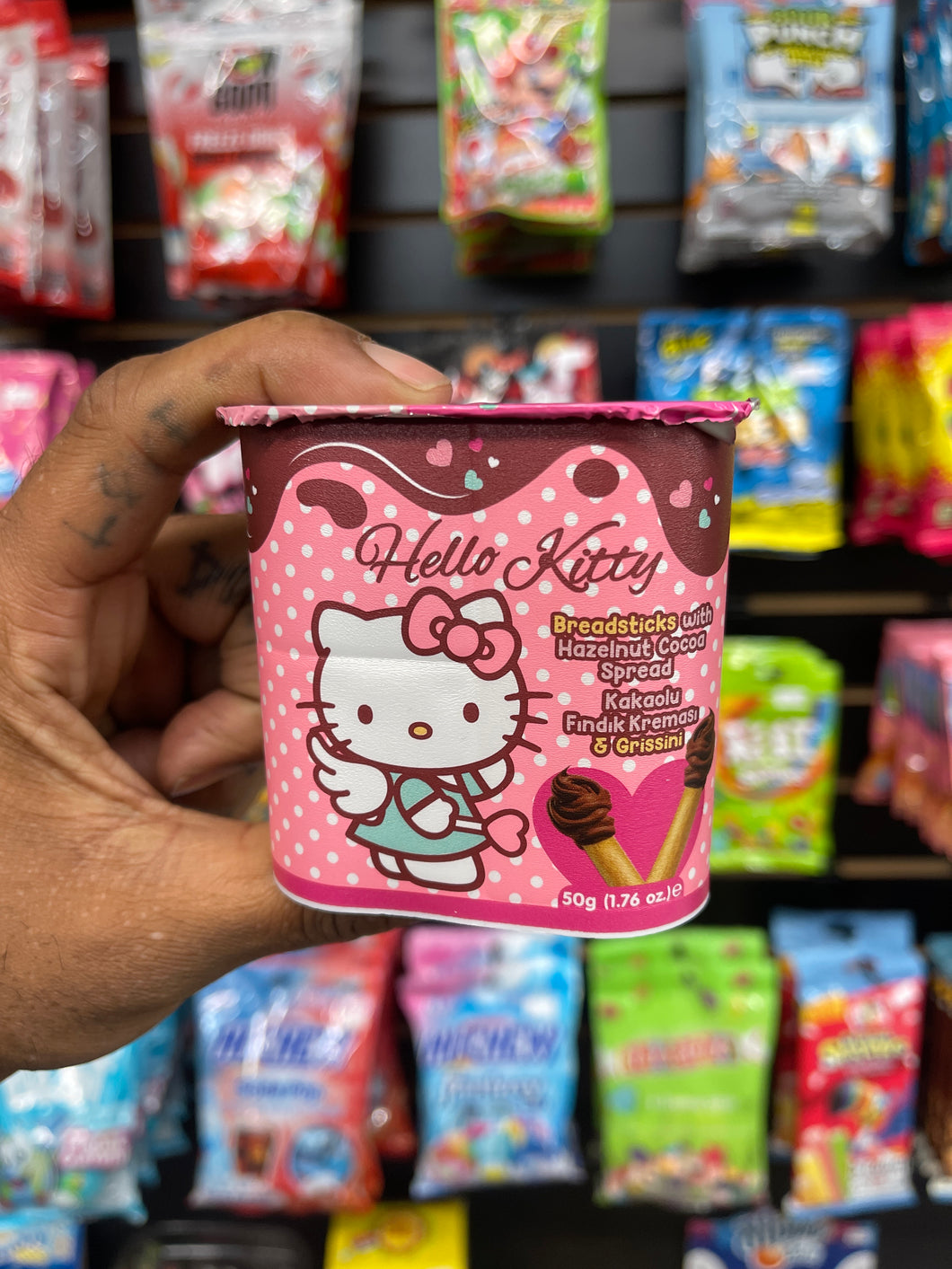 Hello Kitty Breadsticks With Hazelnut Cocoa Spread (USA)