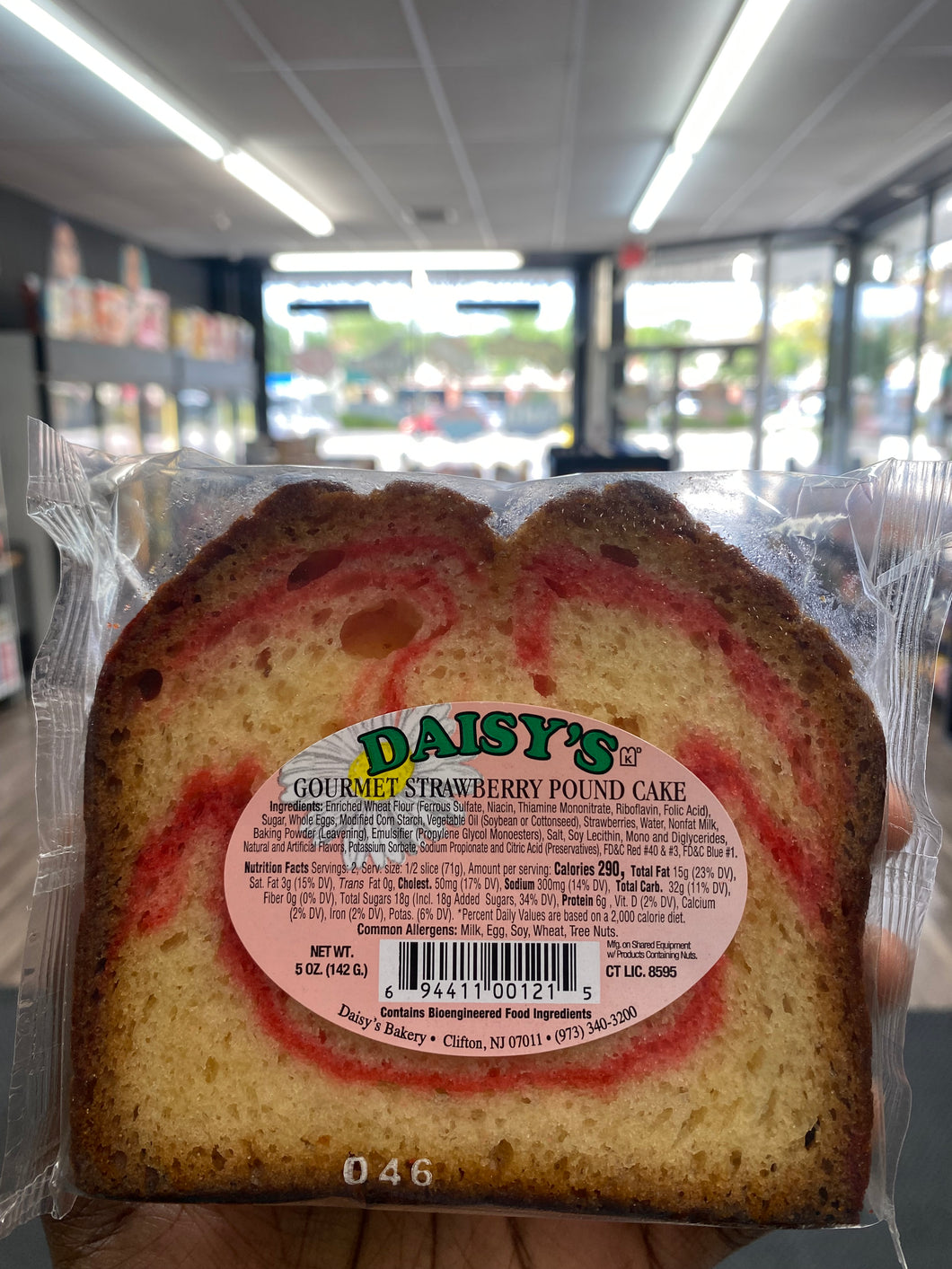 Daisy’s Gourmet Stawberry Pound Cake (USA)