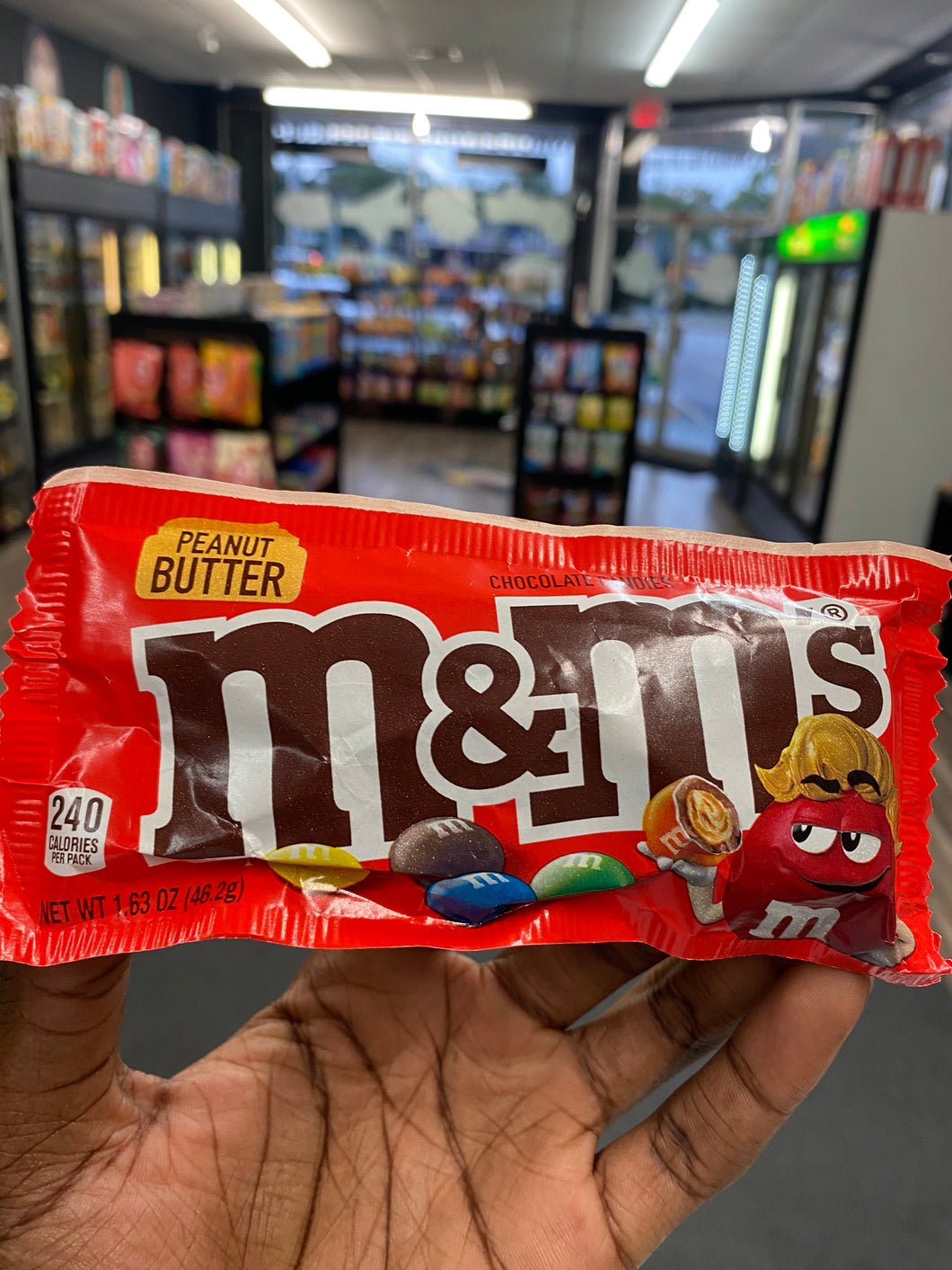 M&M Peanut Butter Chocolate Candies (USA)