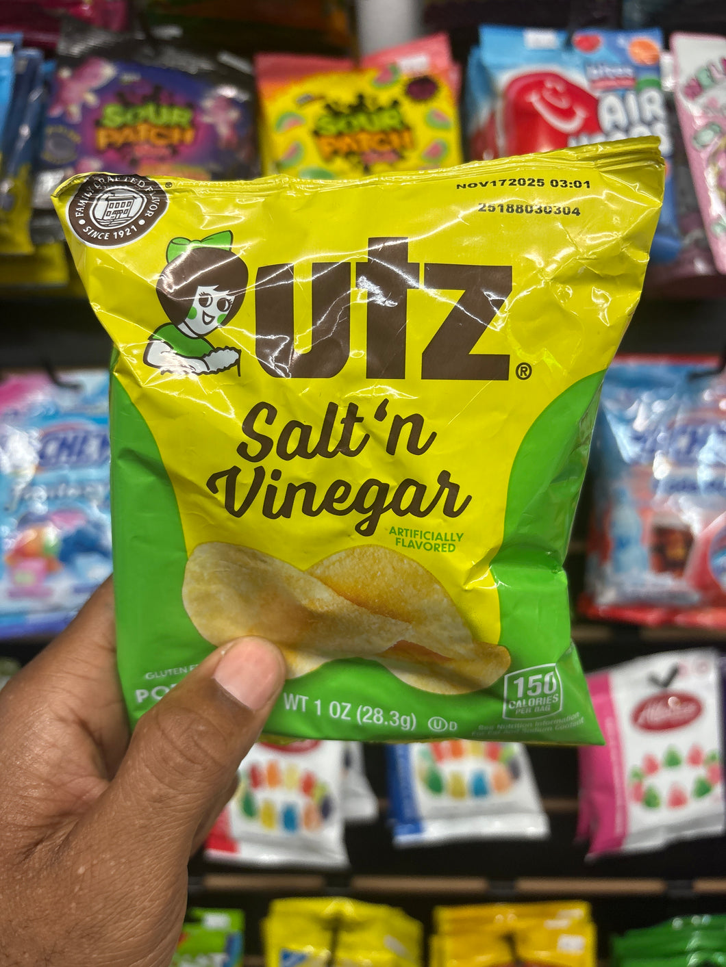 UTZ Salt & Vinegar Chips (USA)