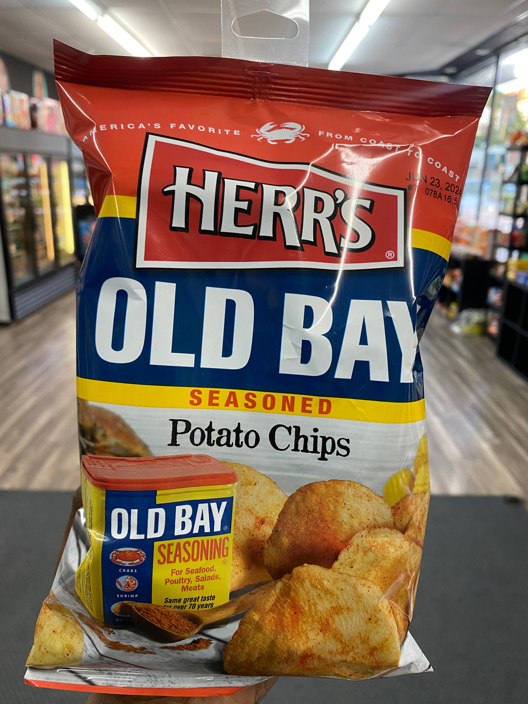 Herr’s Old Bay Seasoned Potato Chips(USA)