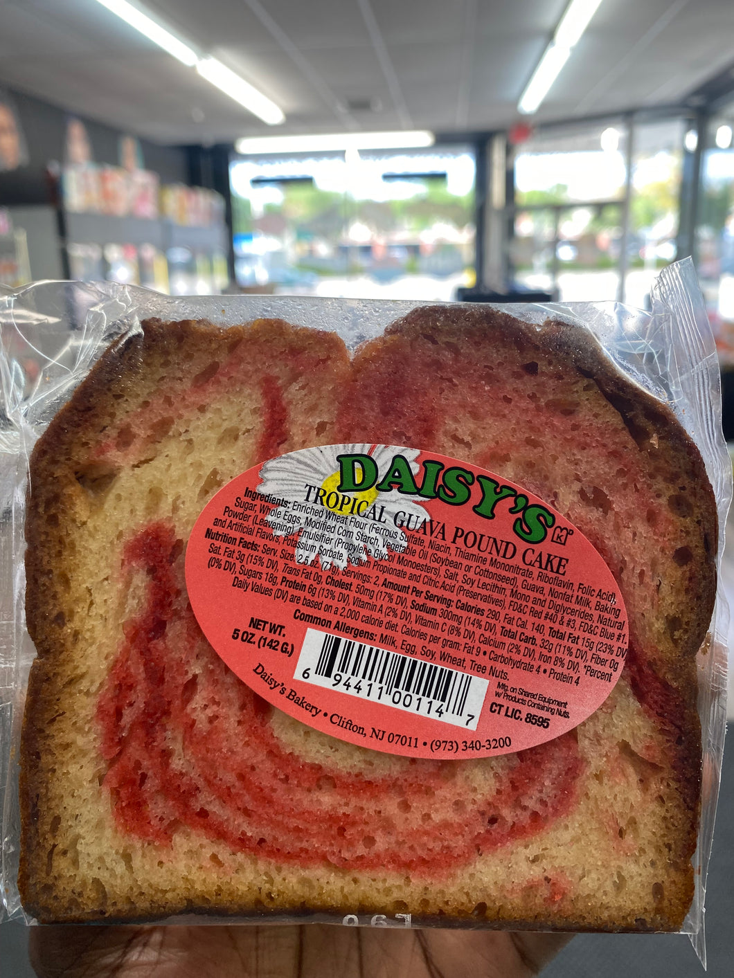 Daisy’s Tropical Guava Pound Cake (USA)